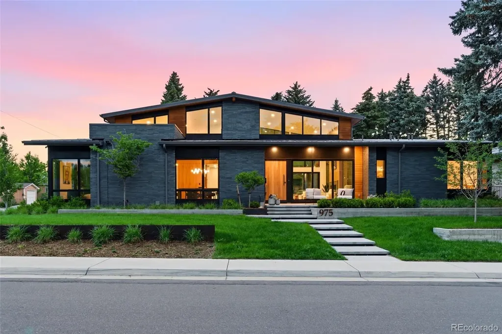 975 S Monroe Street Denver CO 80209