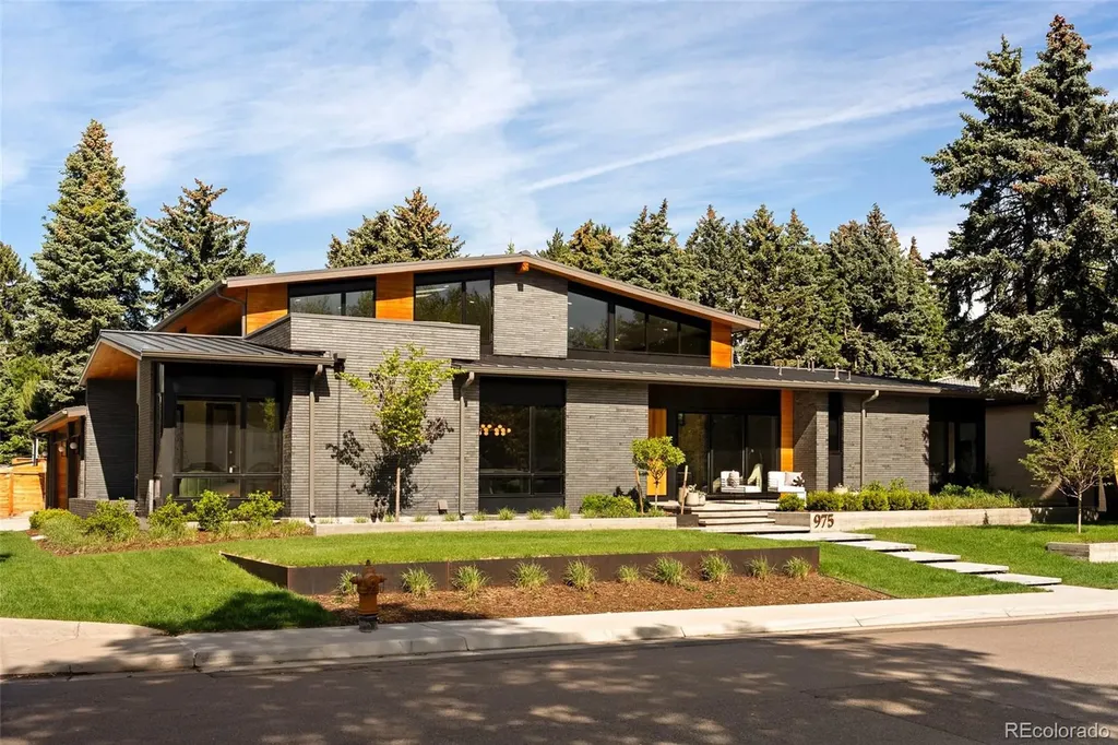 975 S Monroe Street Denver CO 80209
