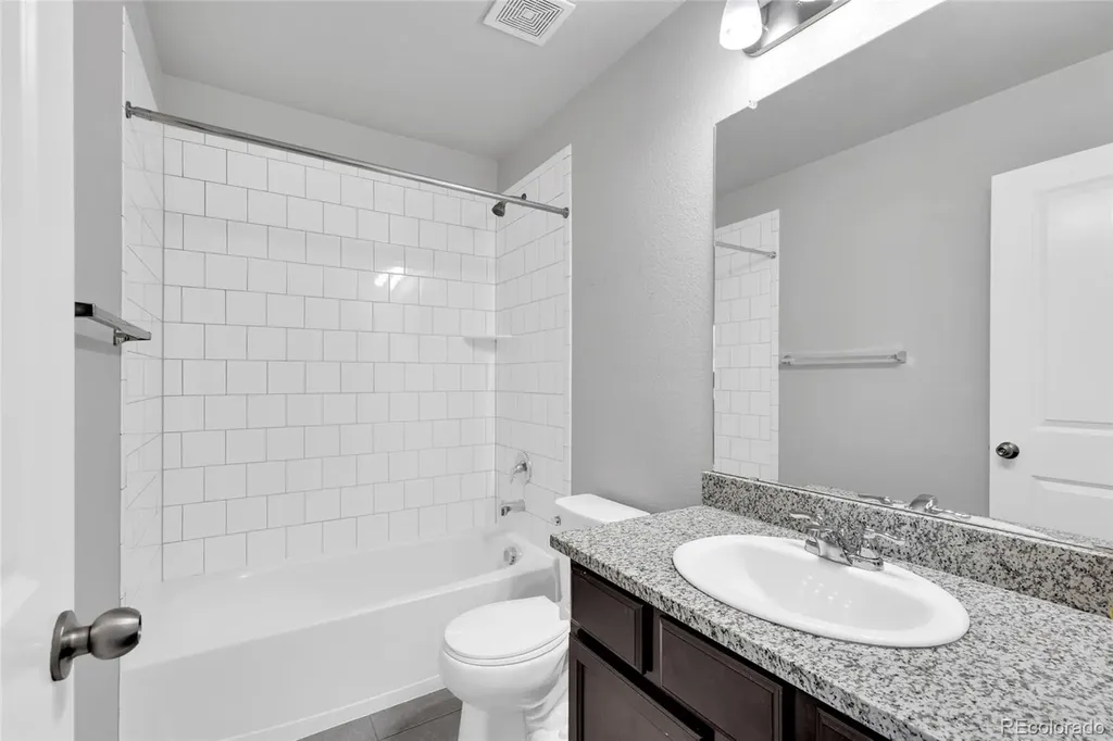 1756 S Buchanan Circle Aurora CO 80018