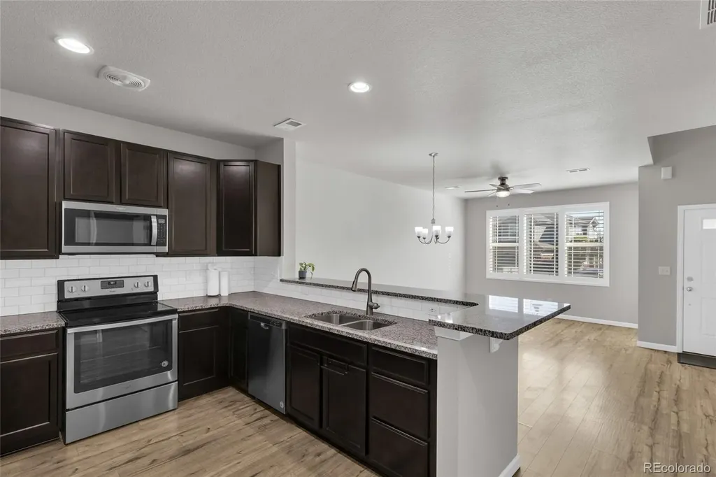 1756 S Buchanan Circle Aurora CO 80018