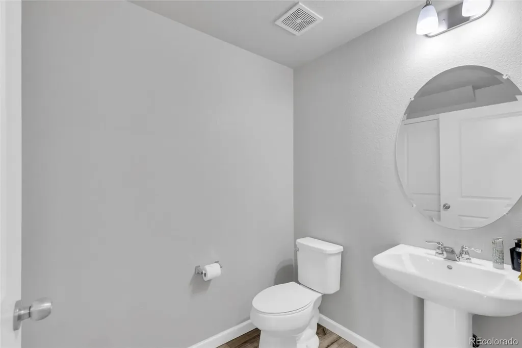 1756 S Buchanan Circle Aurora CO 80018