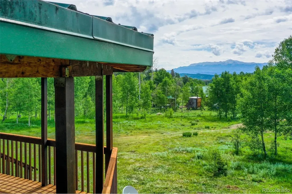 133 Vail Drive Florissant CO 80816