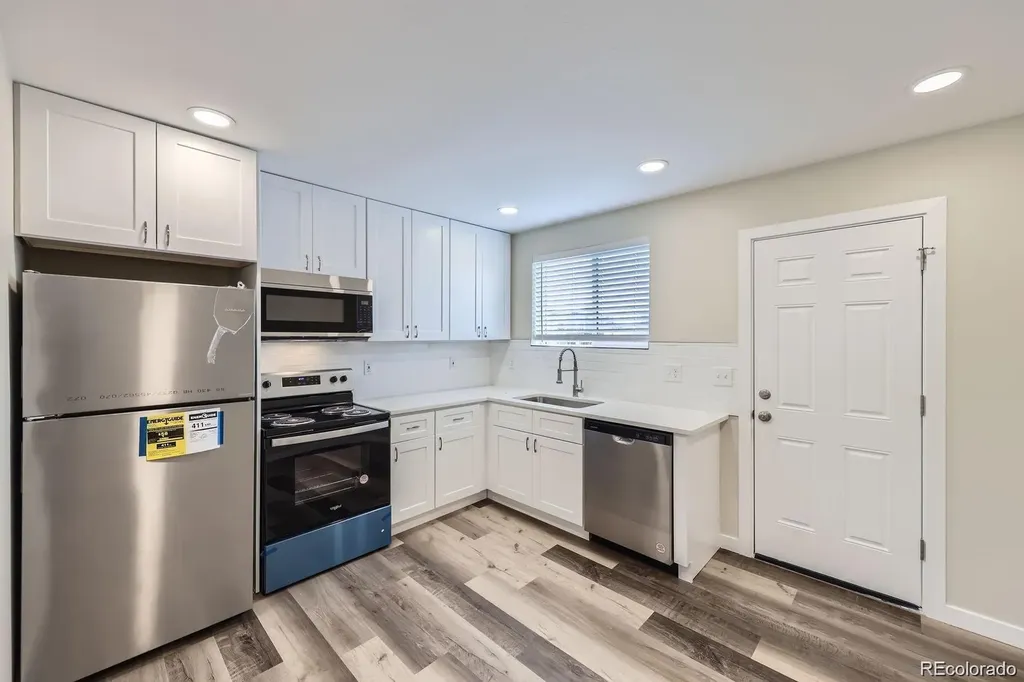2545 Kenton Street Aurora CO 80010