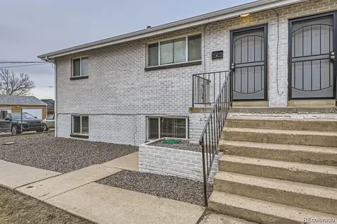 2545 Kenton Street Aurora CO 80010