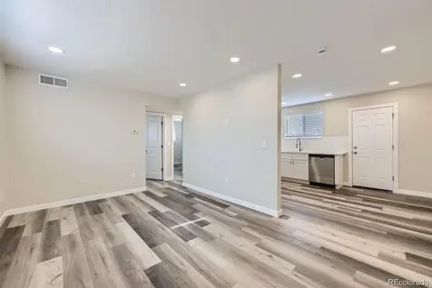 2545 Kenton Street Aurora CO 80010