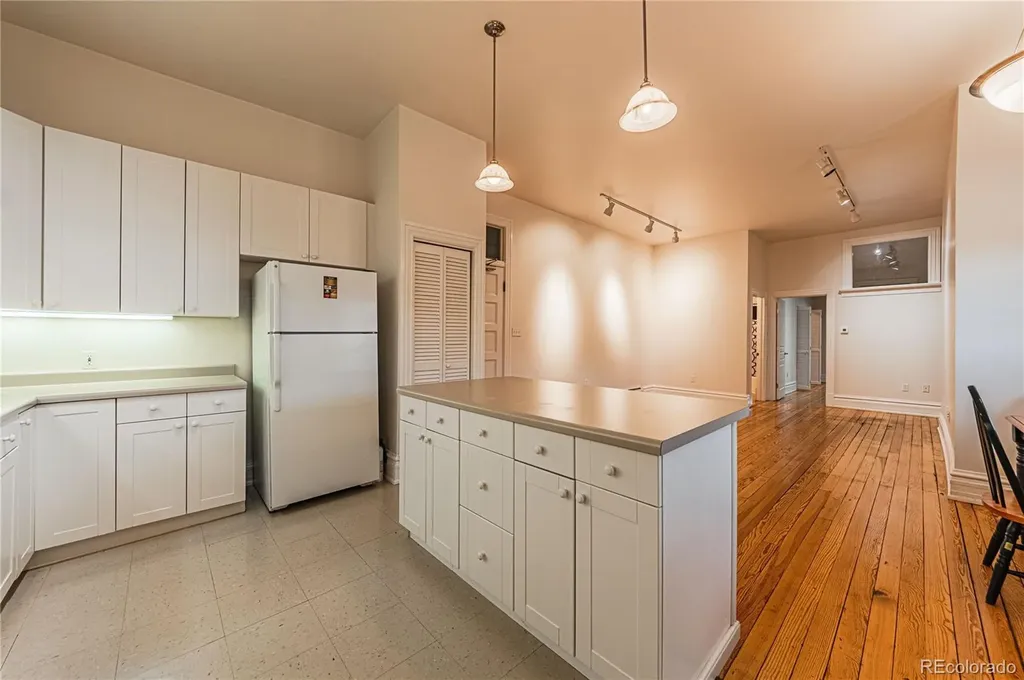 401-407 N Commercial Street Trinidad CO 81082