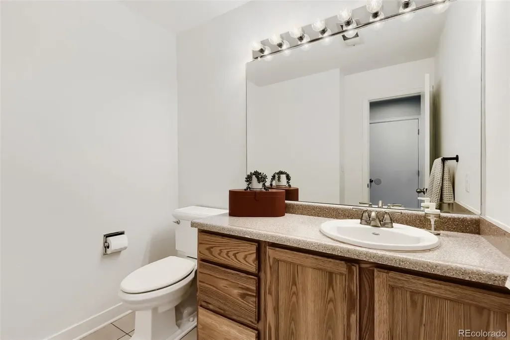4809 Collinsville Place Littleton CO 80130
