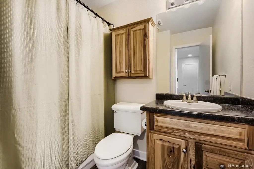 4809 Collinsville Place Littleton CO 80130