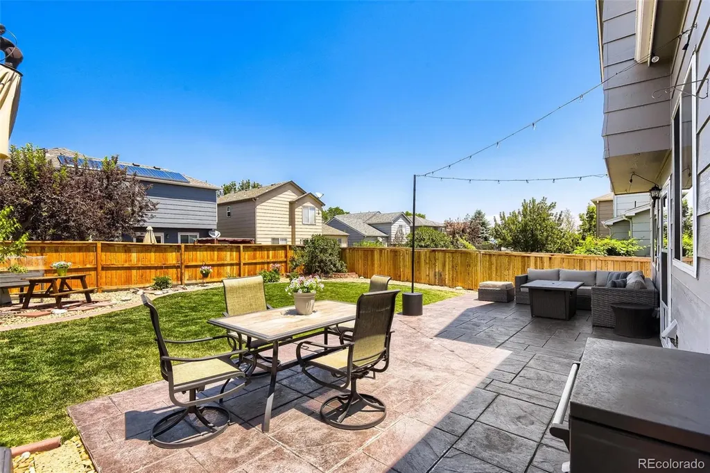 4809 Collinsville Place Littleton CO 80130