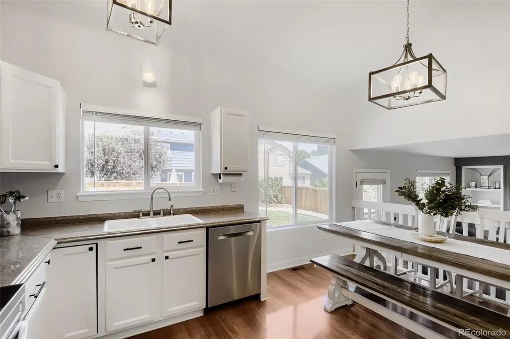 4809 Collinsville Place Littleton CO 80130