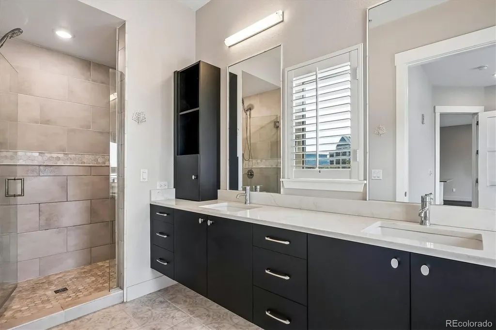 4885 S Monaco Street Denver CO 80237