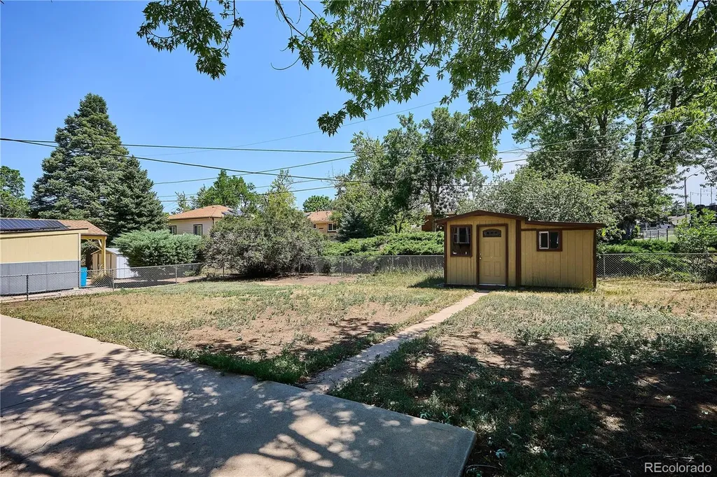 7440 W Oregon Drive Lakewood CO 80232