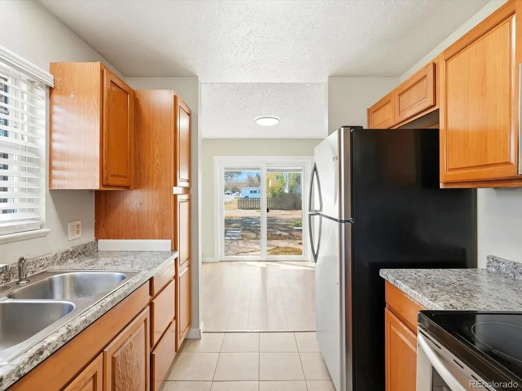 16492 E 13th Place Aurora CO 80011