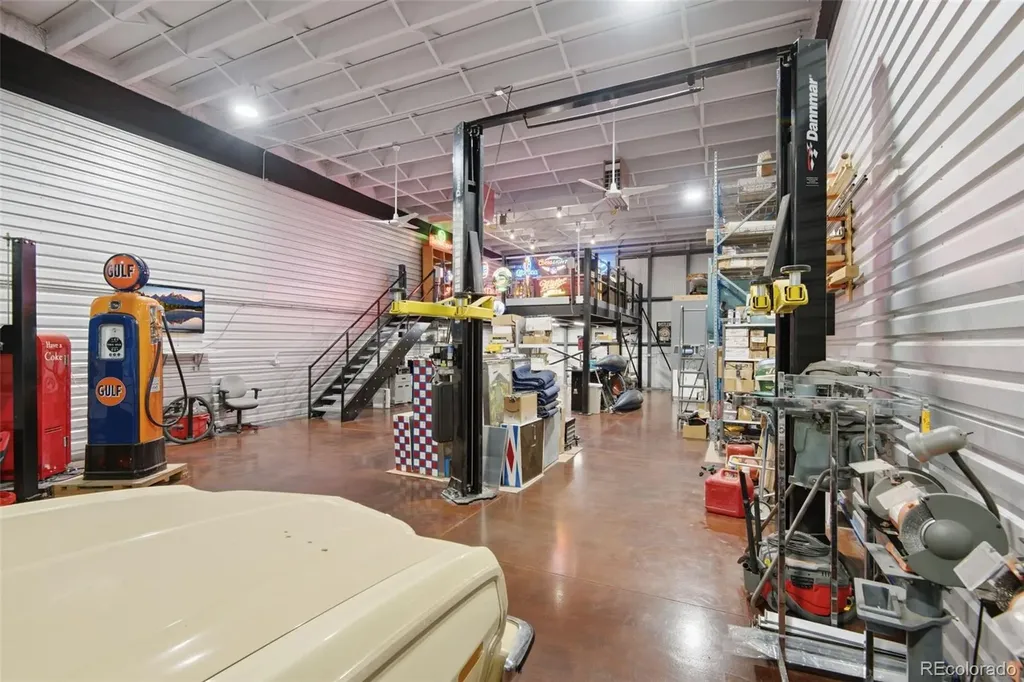 9337 Commerce Center Street Littleton CO 80129