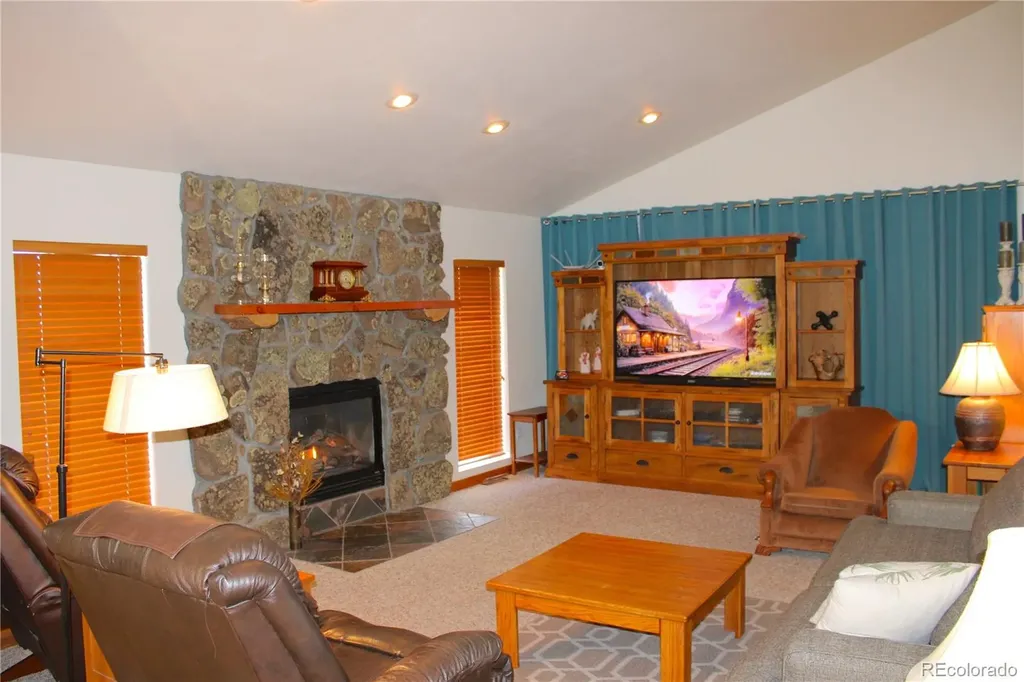 2916 Campfire Road Hartsel CO 80449
