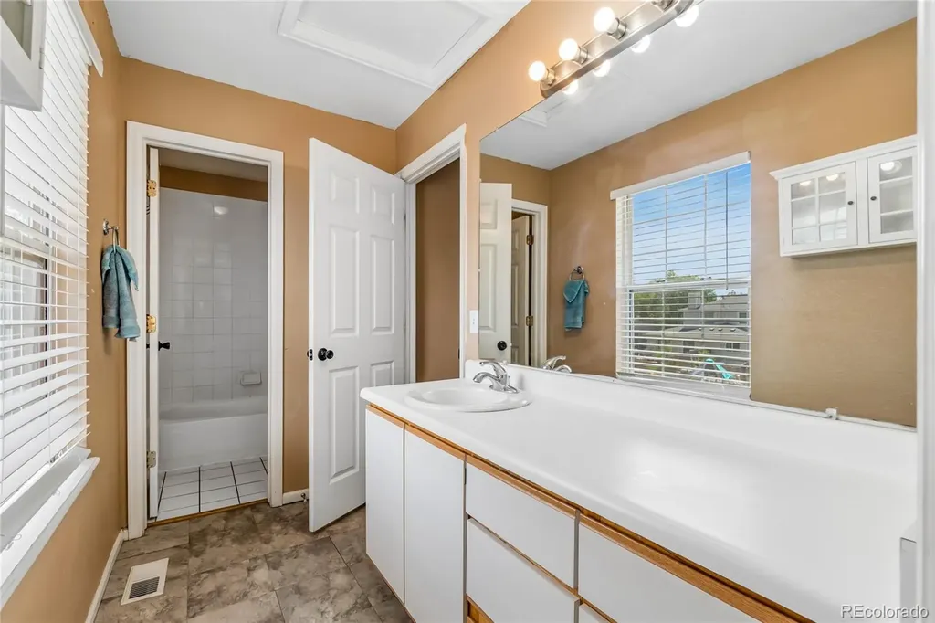 6540 E 62nd Way Commerce City CO 80022