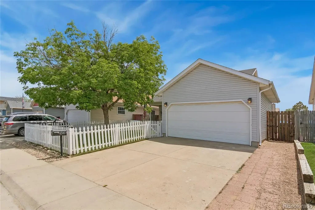 6540 E 62nd Way Commerce City CO 80022