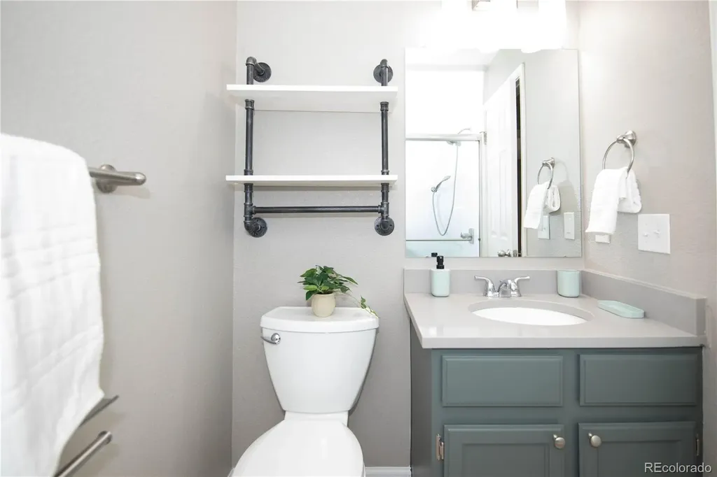 18131 E Arizona Avenue Aurora CO 80017
