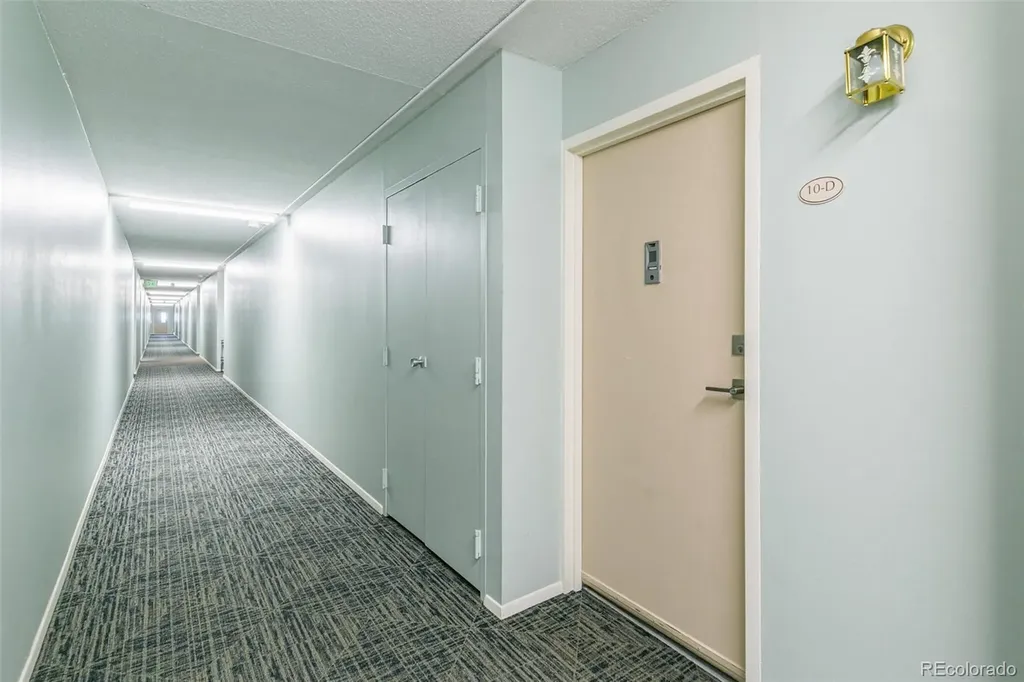 690 S Alton Way Denver CO 80247