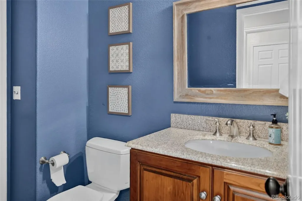 8923 Edgewood Street Highlands Ranch CO 80130