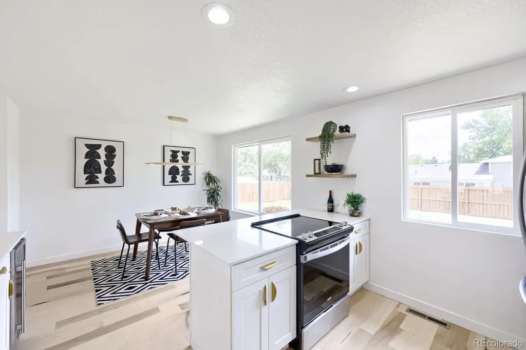 6152 W 68th Avenue Arvada CO 80003