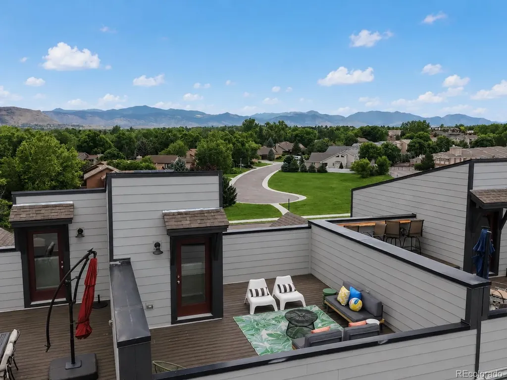 5685 Vivian Street Arvada CO 80002
