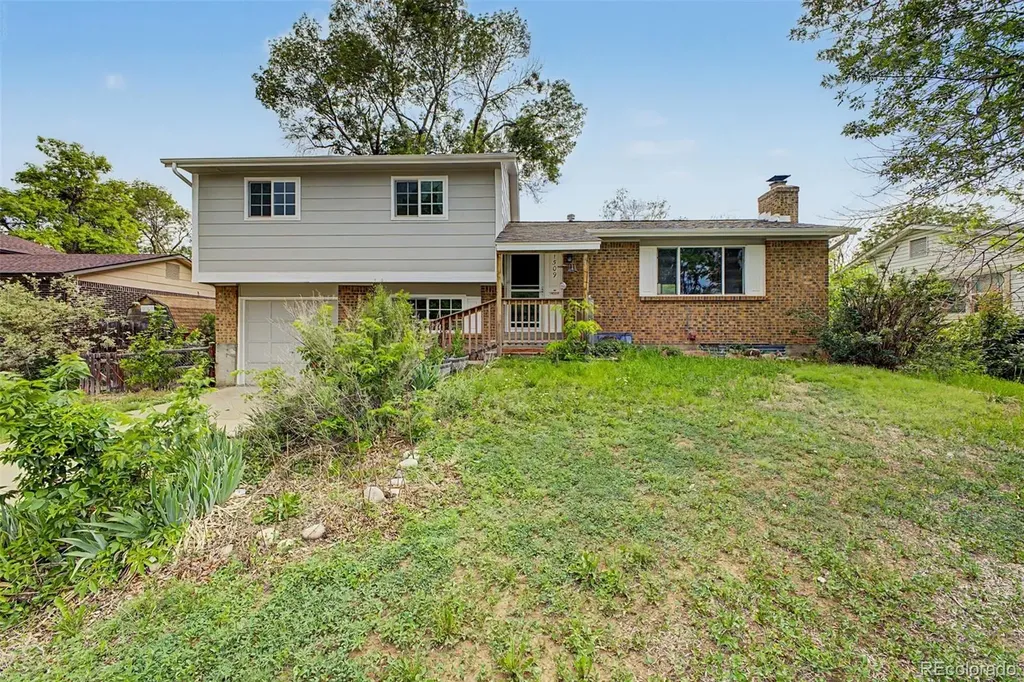 1509 S Vivian Street Longmont CO 80501