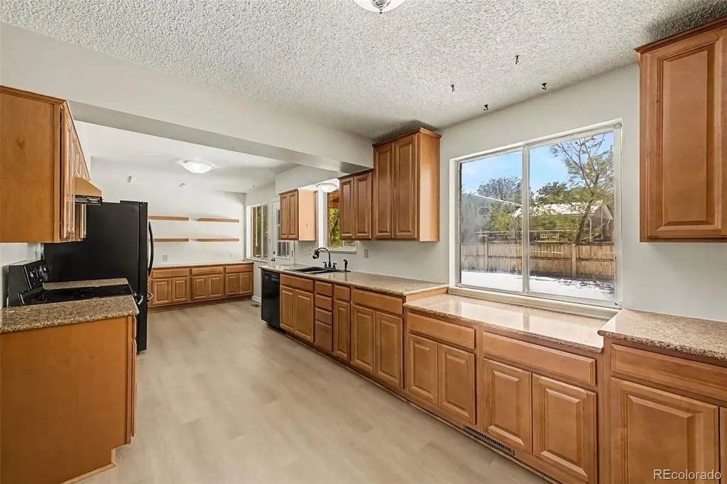 1509 S Vivian Street Longmont CO 80501