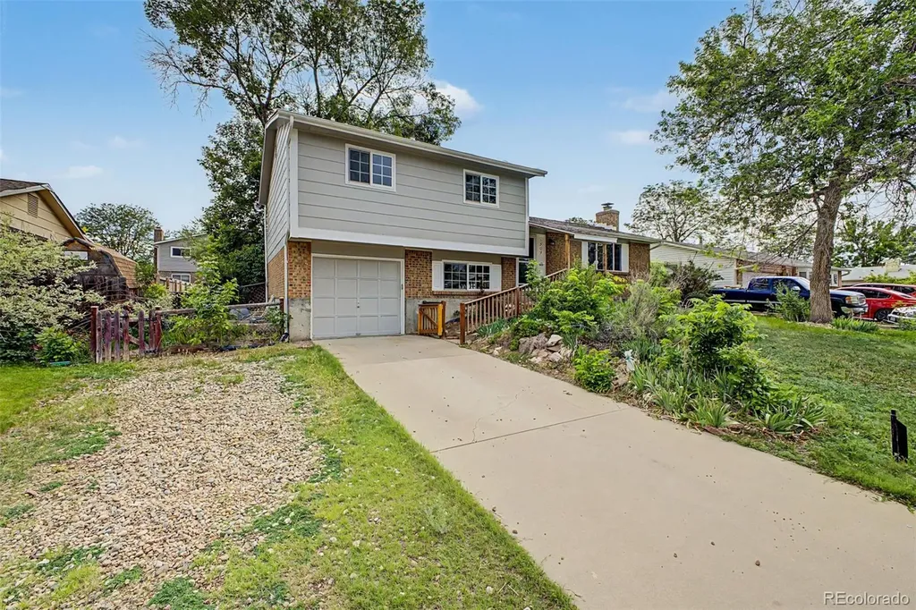 1509 S Vivian Street Longmont CO 80501
