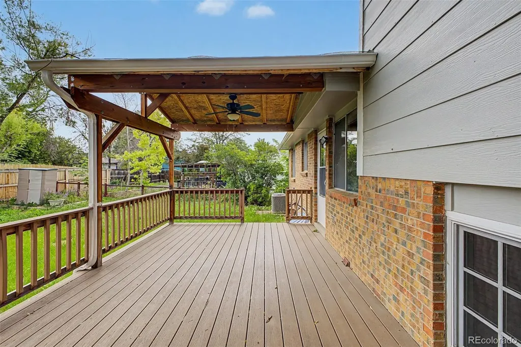 1509 S Vivian Street Longmont CO 80501