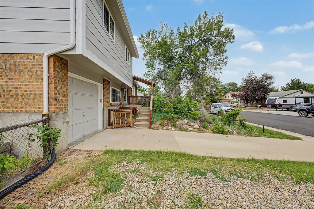 1509 S Vivian Street Longmont CO 80501