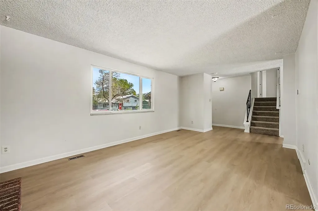 1509 S Vivian Street Longmont CO 80501