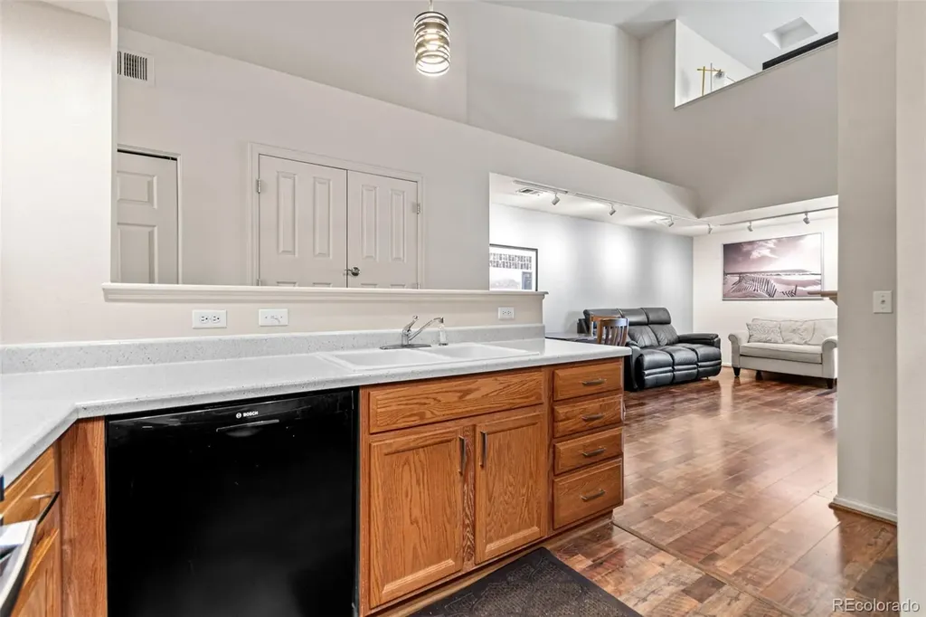 18611 E Water Drive Aurora CO 80013