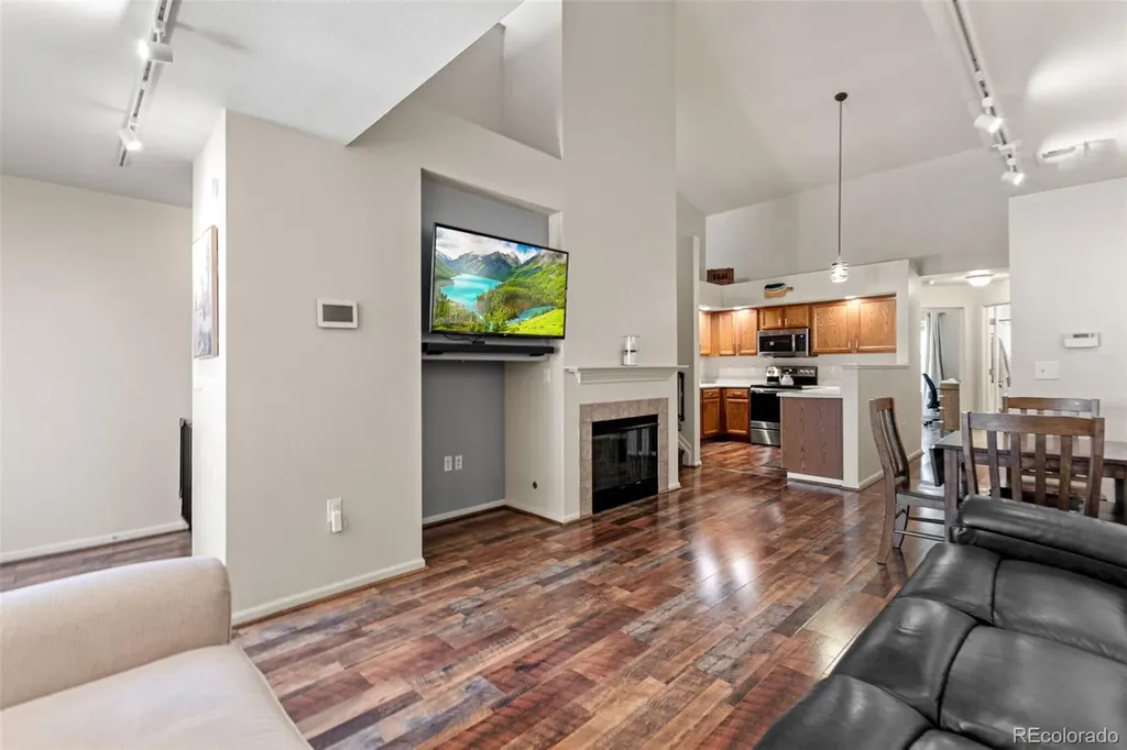 18611 E Water Drive Aurora CO 80013