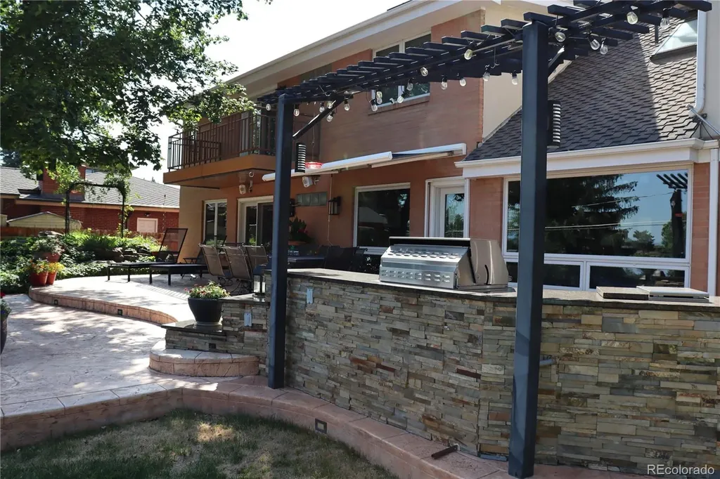 2640 S Wolff Way Denver CO 80219