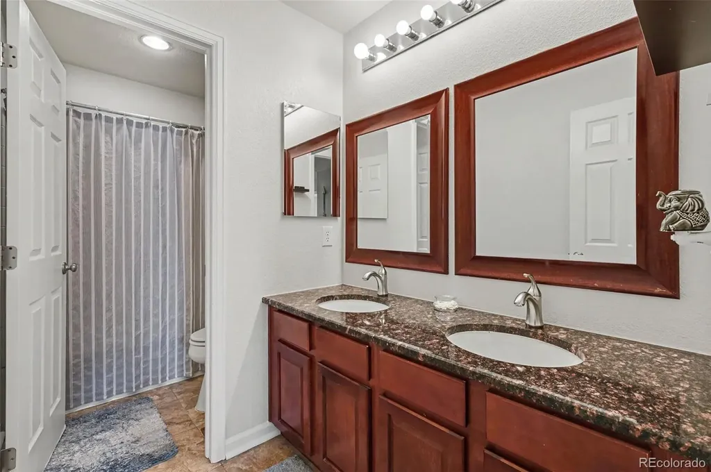 1321 Biloxi Court Aurora CO 80018