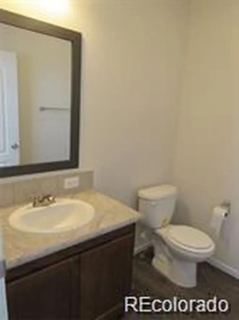 2371 N Elmira Street Aurora CO 80010