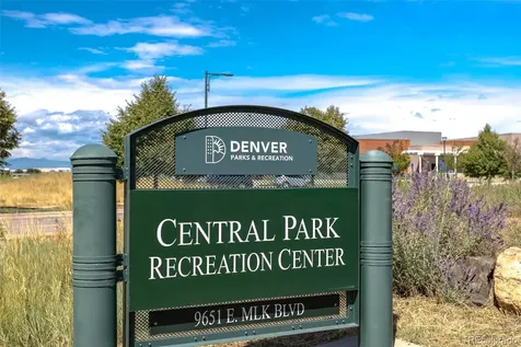 2371 N Elmira Street Aurora CO 80010
