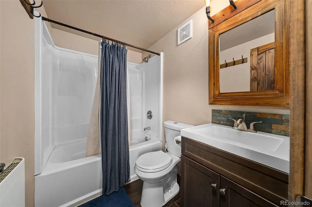 1034 Van Fossan Lane Fort Garland CO 81133