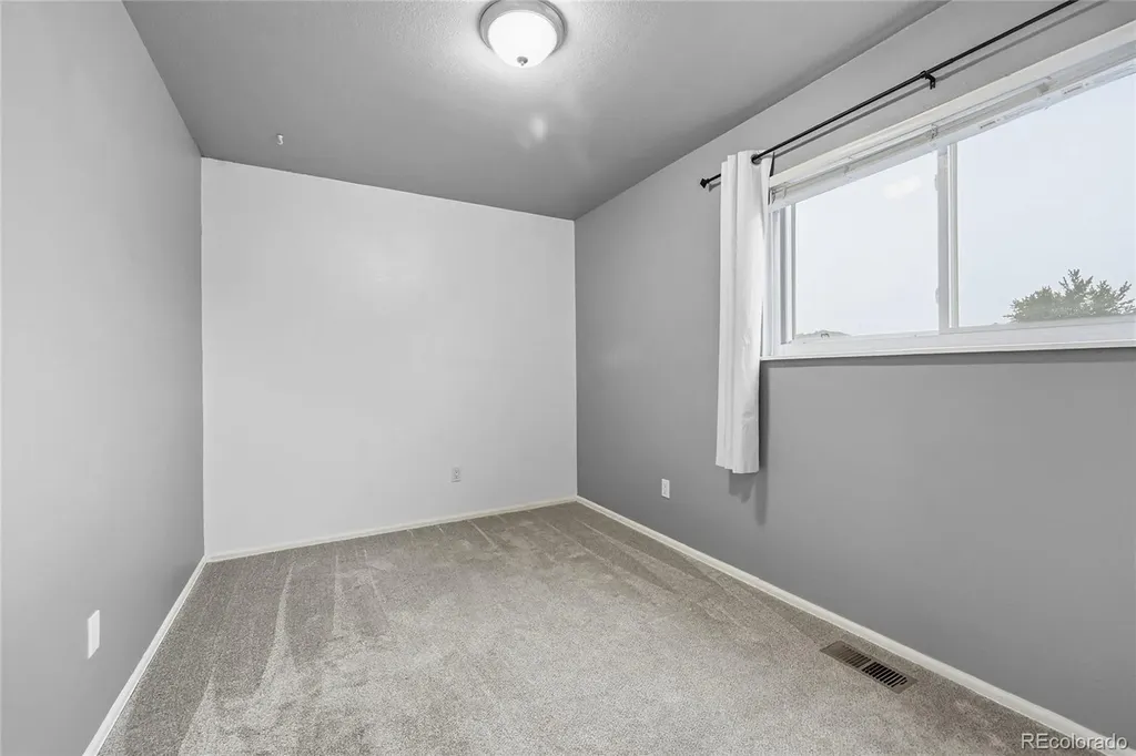 8682 W Stanford Avenue Littleton CO 80123