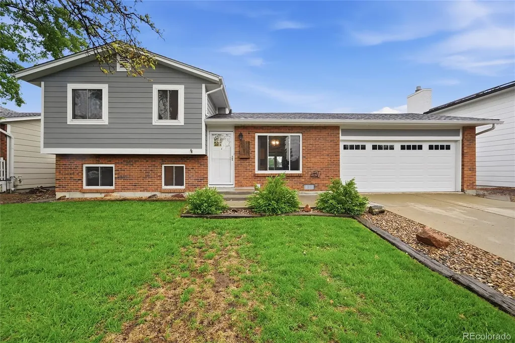 8682 W Stanford Avenue Littleton CO 80123