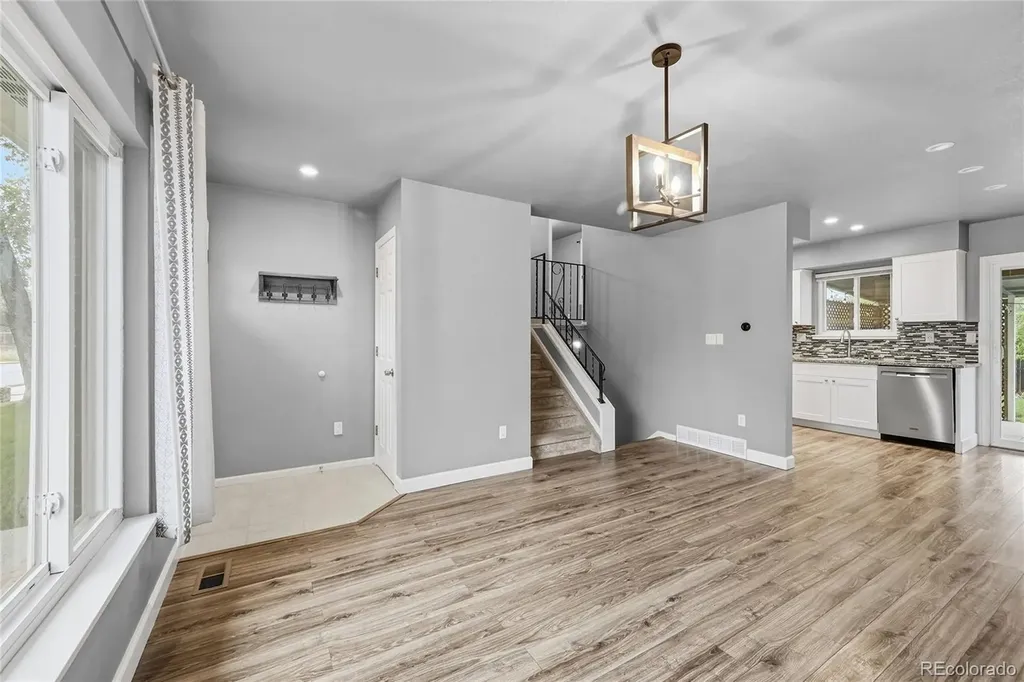 8682 W Stanford Avenue Littleton CO 80123