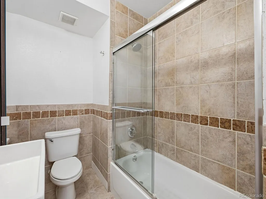 1528 N Emerson Street Denver CO 80218