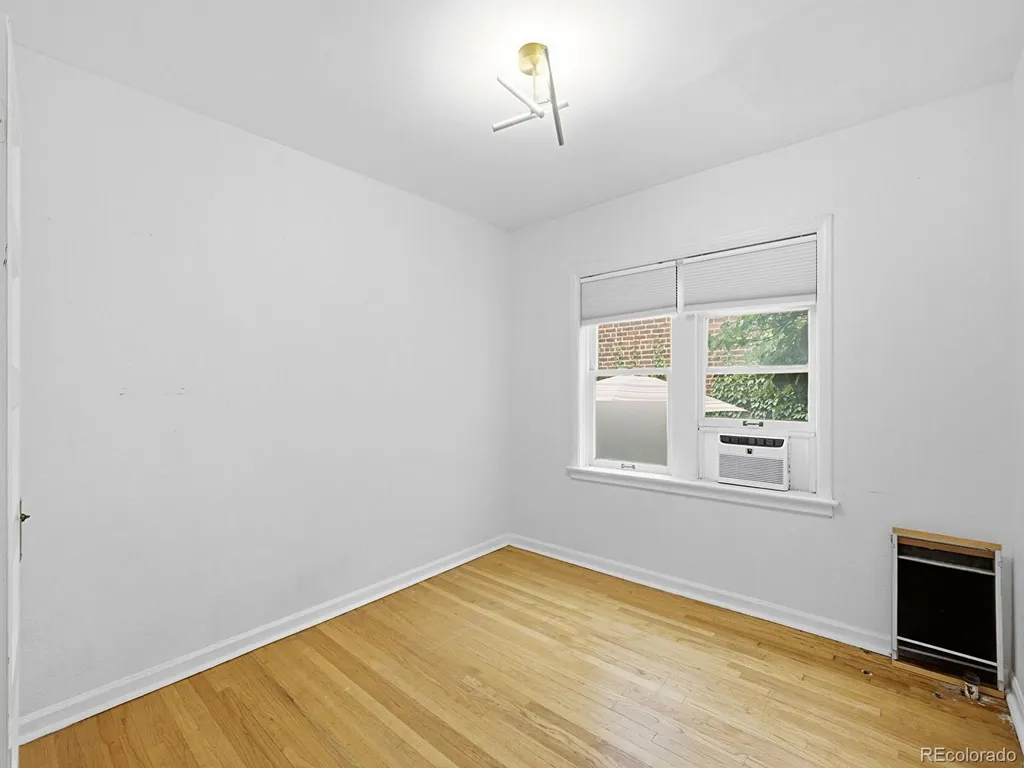 1528 N Emerson Street Denver CO 80218
