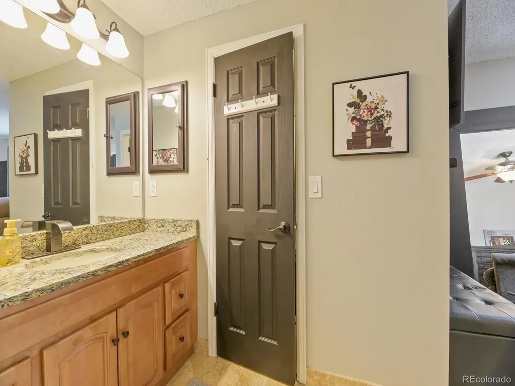3824 S Argonne Street Aurora CO 80013
