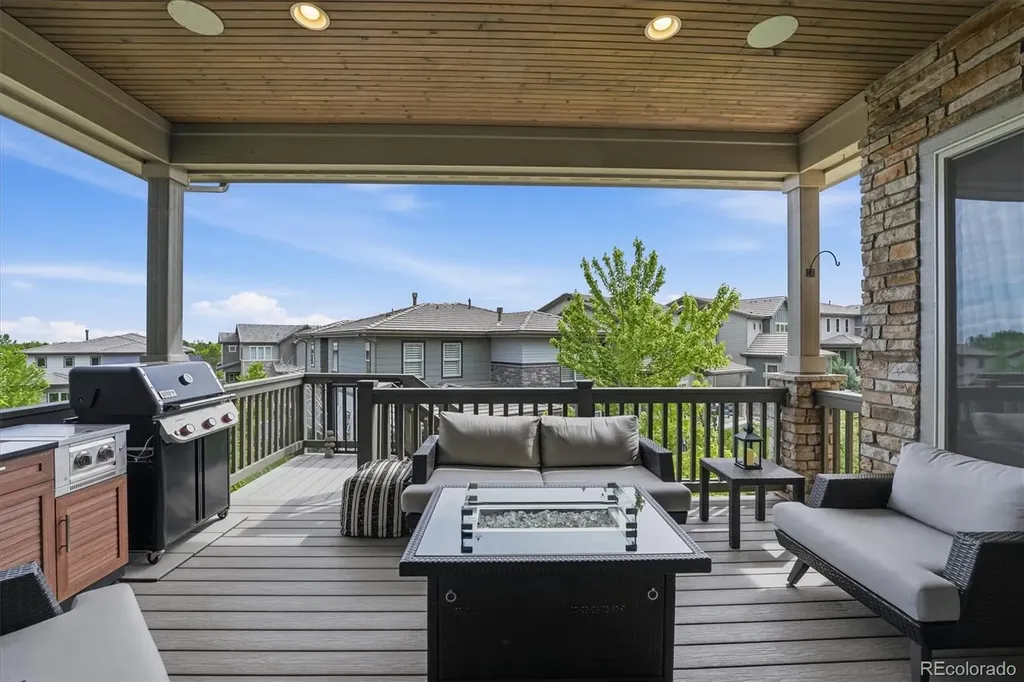 489 Meadowleaf Lane Highlands Ranch CO 80126