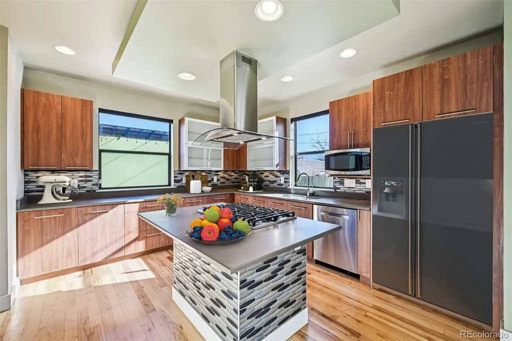 2912 Perry Street Denver CO 80212