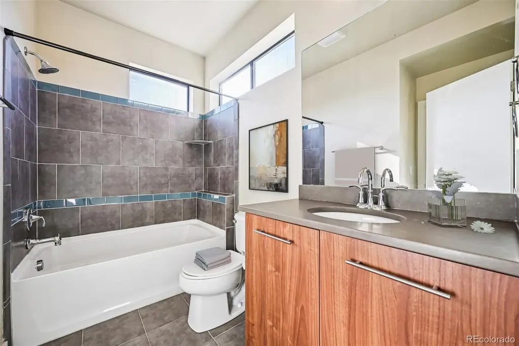 2912 Perry Street Denver CO 80212