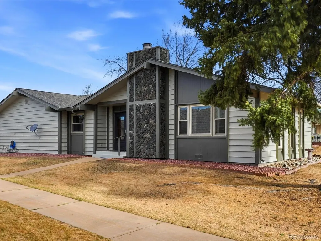 26 Douglas Drive Broomfield CO 80020