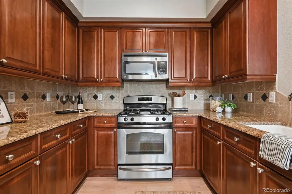 1654 Fillmore Street Denver CO 80206